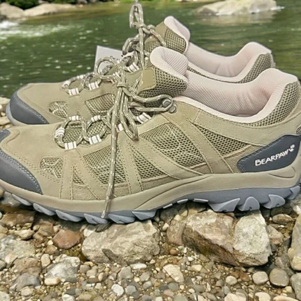 Bearpaw Women's 13 hiking/walking shoes.